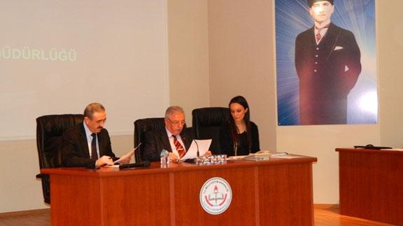 İlçe Milli Eğitim Müdürümüz Mustafa GÜÇLÜ Başkanlığında, Okul Müdürleri ile Komisyon Toplantısı Yapıldı.