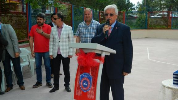 İlçe Milli Eğitim Müdürümüz Mustafa GÜÇLÜ Uniliever İş İlkokulu´nun Basketbol Sahası ve Kütüphane Açılışına Katıldı.