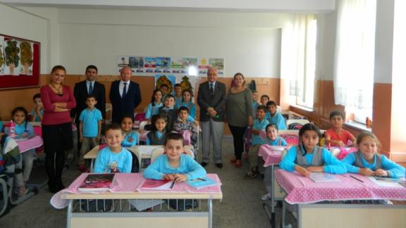 İlçe Milli Eğitim Müdürümüz Sayın Mustafa GÜÇLÜ´ nün Okul Ziyaretleri Devam Ediyor.