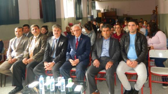 İlçe Milli Eğitim Müdürümüz Sayın Mustafa GÜÇLÜ Mustafa Kemal Ortaokulu´ nda Düzenlenen Okul Aile Birliği Toplantısına Katıldı.