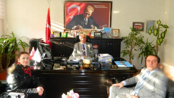 Özel Çorlu Vatan Hastanesi Yönetimi İlçe Milli Eğitim Müdürümüz Sayın Mustafa GÜÇLÜ´ yü Makamında Ziyaret Etti.