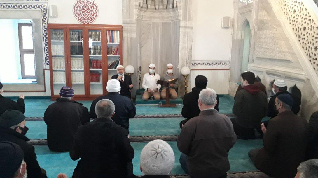Şehit Öğretmenlerimiz ve Ebediyete İntikal Etmiş Öğretmenlerimiz İçin Süleymaniye Camii'nde Mevlid-i Şerif Okundu