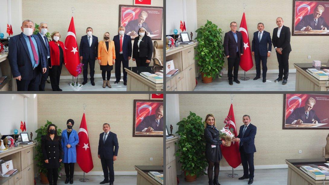 İlçe Milli Eğitim Müdürümüz Hüseyin Erdoğan 24 Kasım Öğretmenler Günü Dolayısıyla Yapılan Ziyaretleri Makamında Kabul Etti