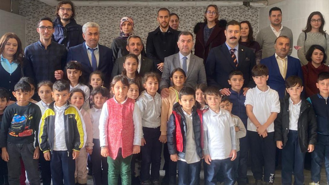 Çorlu Kaymakamı Mustafa Eldivan'dan Özel İdare İlkokuluna Ziyaret 