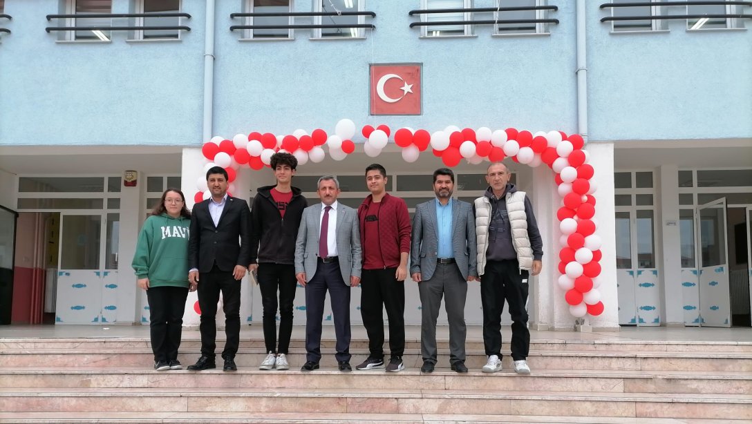 İlçe Milli Eğitim Müdürü Hüseyin Erdoğan Mimar Sinan Anadolu Lisesini Ziyaret Etti
