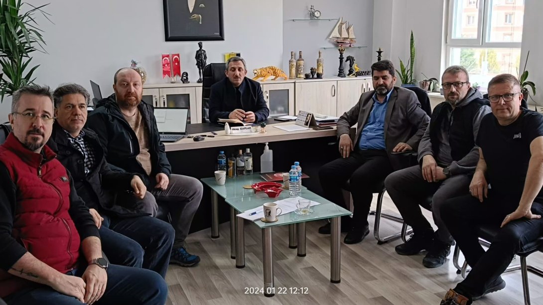İlçe Milli Eğitim Müdürü Hüseyin Erdoğan Okul Yöneticileriyle Birinci Dönem Değerlendirme Toplantıları Gerçekleştiriyor