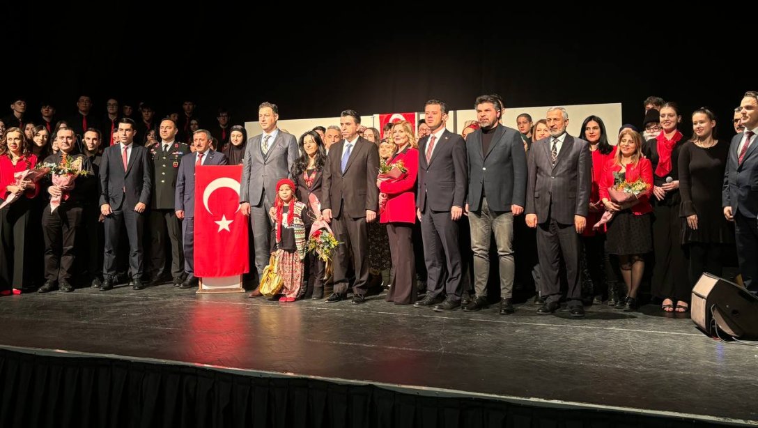 İstiklal Marşı'nın Kabulünün 103. Yıldönümü ve Mehmet Akif Ersoy'u Anma Programı Düzenlendi